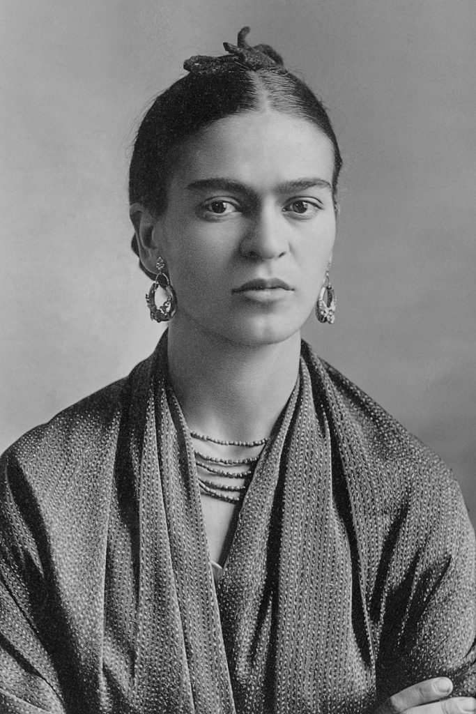 An image of the Mexican artist Friday Kahlo.